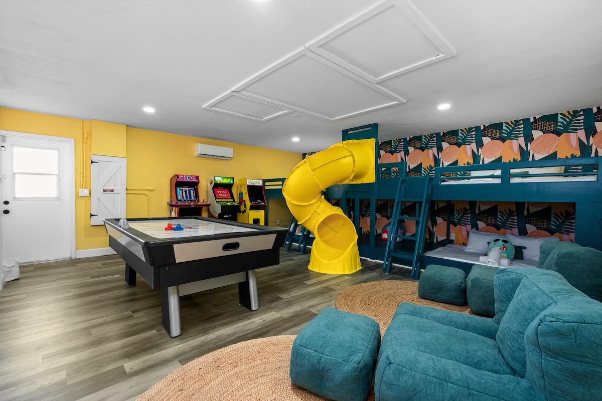 Bunk beds with slide