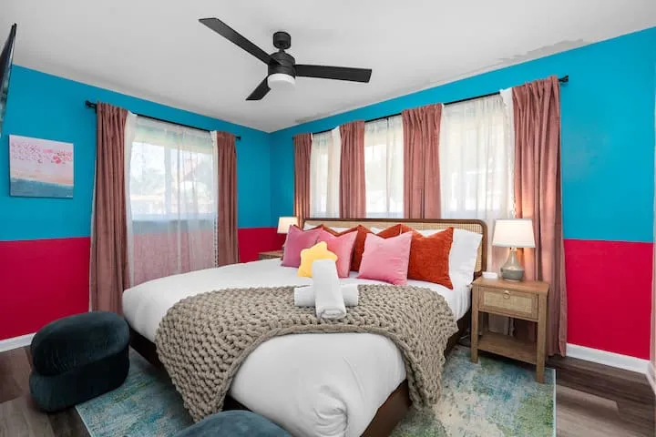 Fifth bedroom