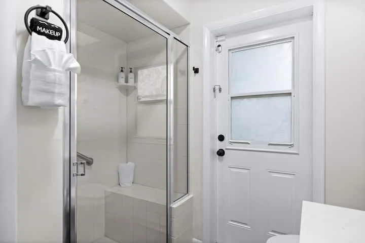 Bathroom 2 glass-door shower with bench